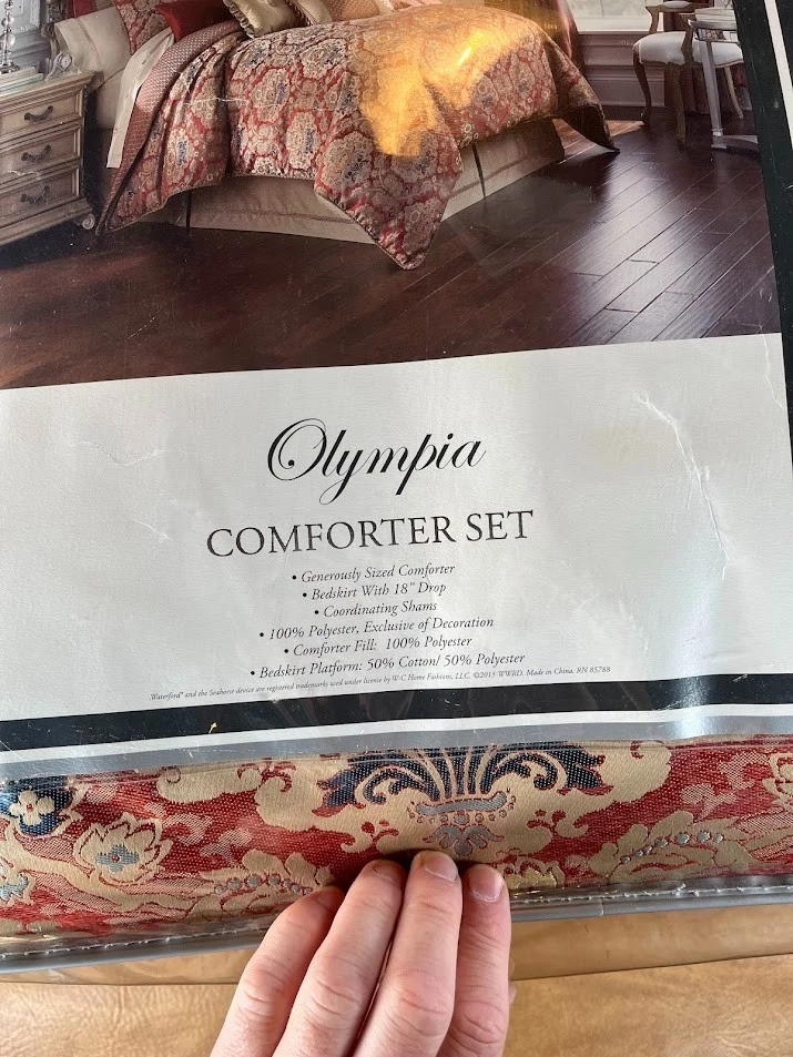 Waterford Olympia Queen Comforter Set 4 Piece Set NEW NWT - Image 3 of 4
