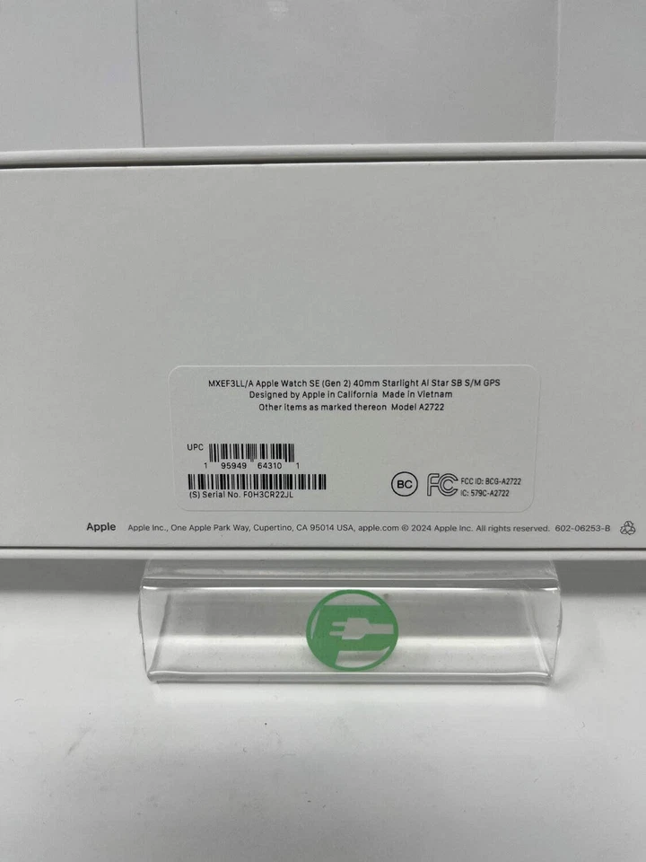 New GPS Only Apple Watch SE 2nd Gen 40MM Starlight Aluminum MXEF3LL/A - Image 3 of 3