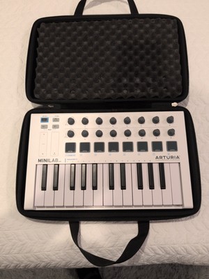 Arturia MiniLab MkII 25 Slim-Key MIDI Controller White Open Box
