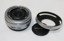New Olympus M.ZUIKO ED 14-42mm F3.5-5.6 EZ Lens for Micro Four Thirds (Silver)