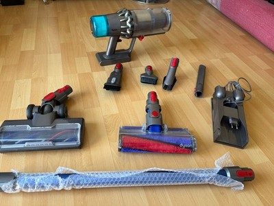   Dyson V11 Absolute Pro (SV14)   Top Zustand, Akku wie neu, Filter neu