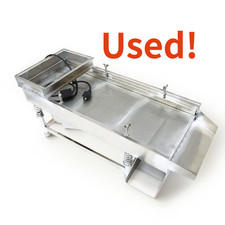 Used! 110V Stainless Linear Vibrating Screen Single-layer 2.5mm Round Hole 80W
