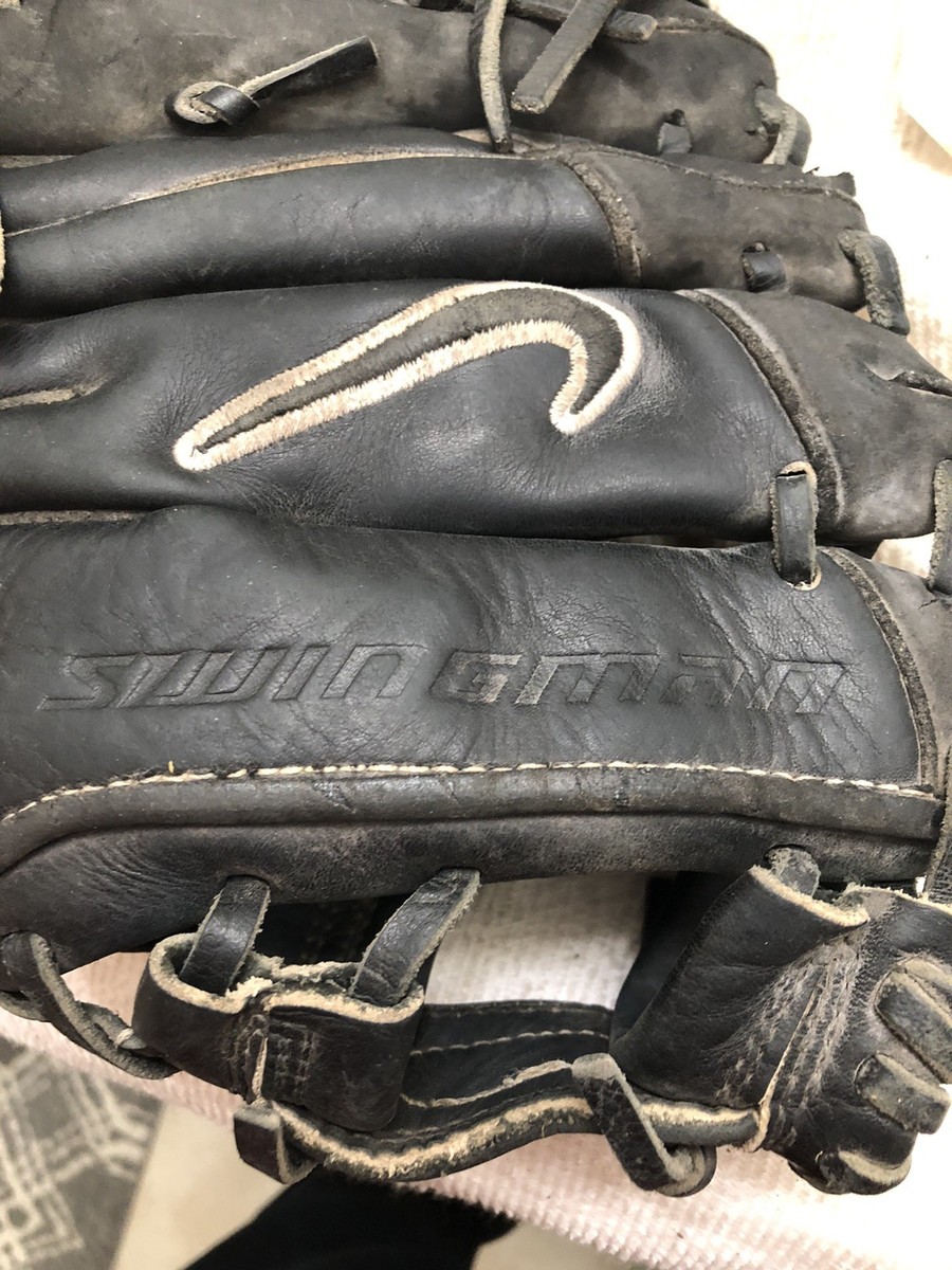 Nike Swingman Boys Fully Broken In Game Ready 11.5” Baseball Glove