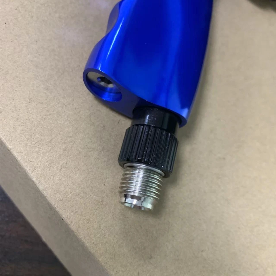 Blue Spray Gun 1.3mm Nozzle 600 ML Car Paint Tool for Paints and Varnishes - Image 3 of 4