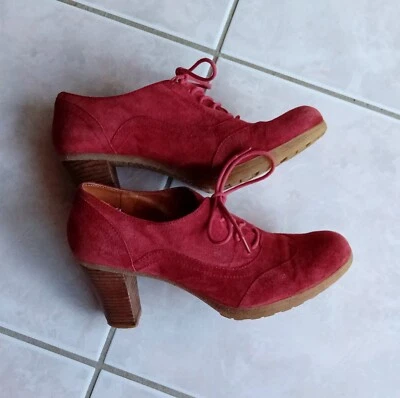 Richelieux GADEA chaussures daim rouge Pointure 38 - Photo 1/4