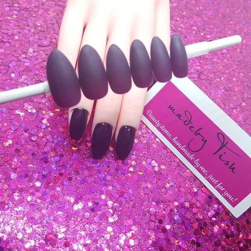Ready To Wear - Passion For Purple | Dark Purple | Coffin or Stiletto Nail Set - Picture 6 of 9