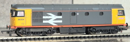 Lima L205245 Class 26 '26004' Railfreight Red Stripe Livery | Zustand: Used