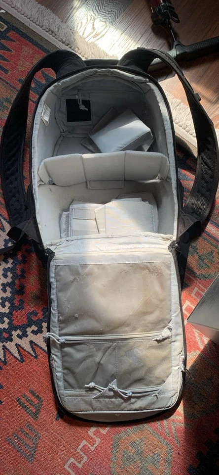 Lowepro ProTactic BP 350 AW Camera Backpack Includes Dividers And Rain Cover - Image 3 of 4