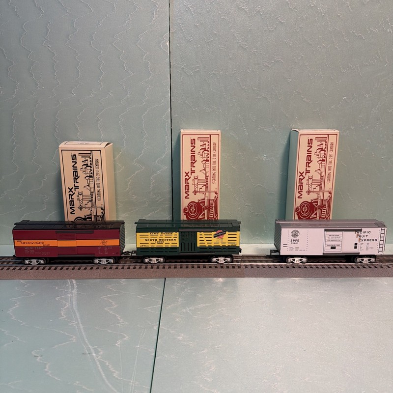 Lot of  Modern Marx Hard to find rare Milwaukee Road Chicago N Western SP! Pics!