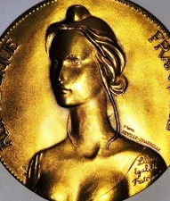 Médaillette Marianne Casquée - Jeton XIXe Siècle - Argent Plaqué