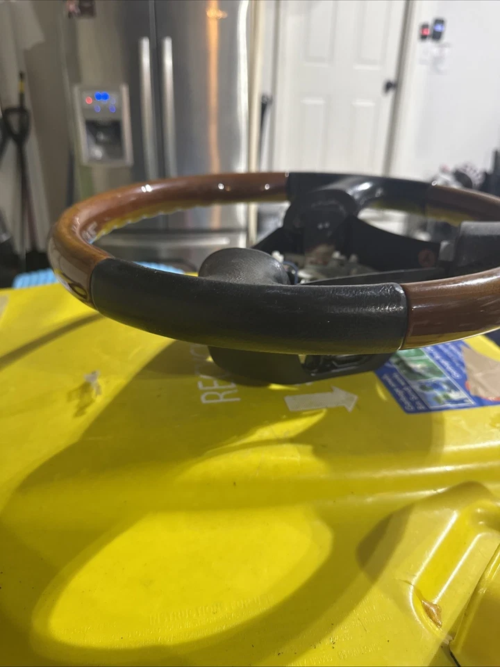 02-10 Volante Lexus SC430 Z40 cuero negro y grano de madera OEM Foto 4 de 4