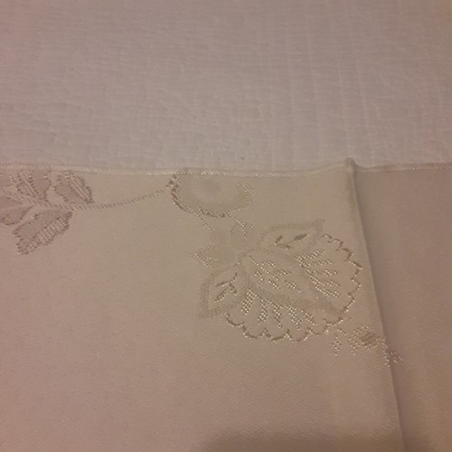 Vintage geprägter cremefarbener Blumenstoff schimmernd elegant - Bild 2 von 7