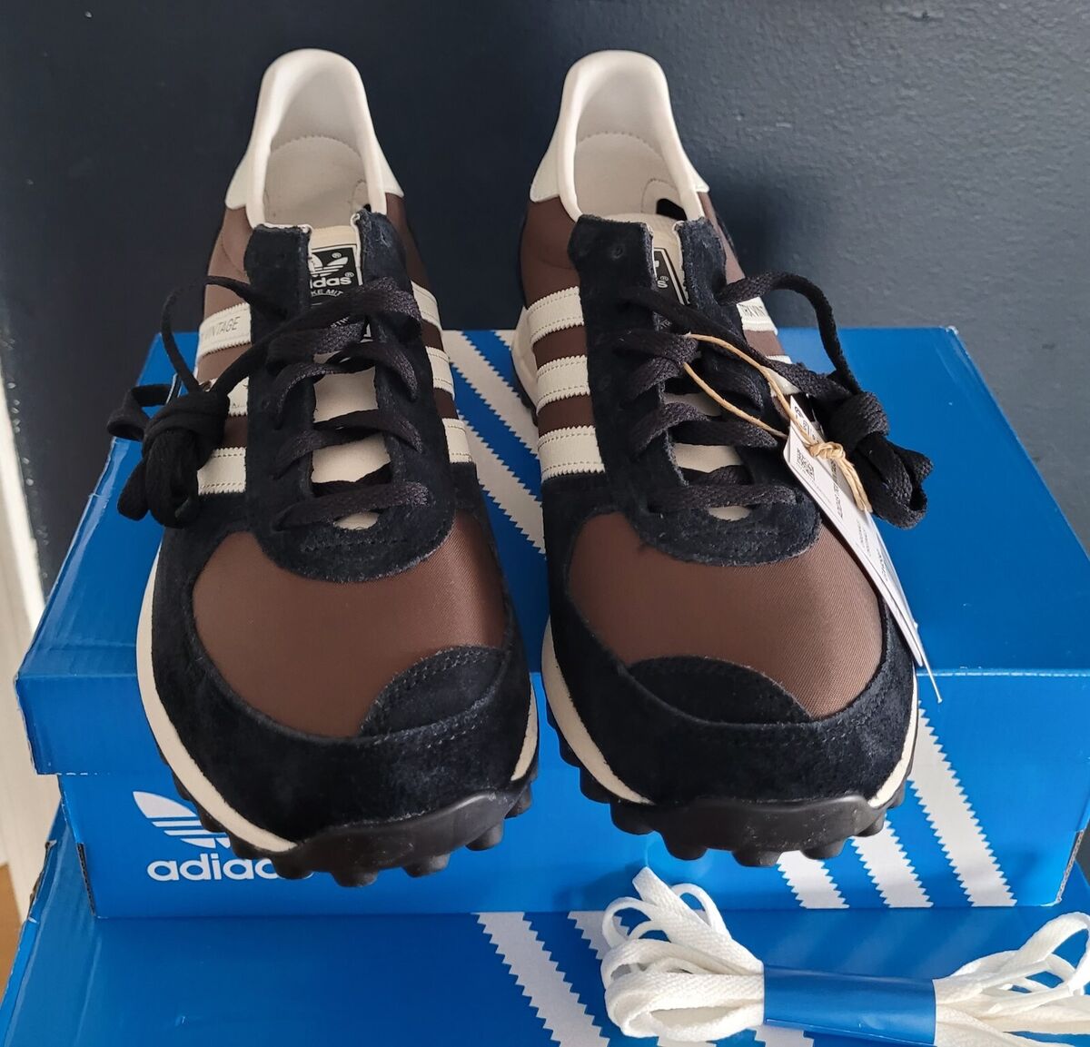 NEW ADIDAS ORIGINALS TRX VINTAGE SHOES NEW ADIDAS ORIGINALS TRX VINTAGE SHOES