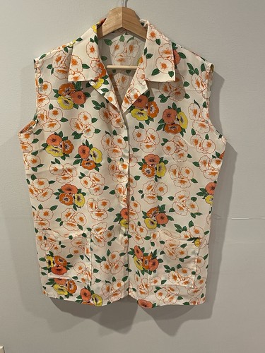 Vintage 70s Floral Women’s Shirt Mod Retro Size Medium Large