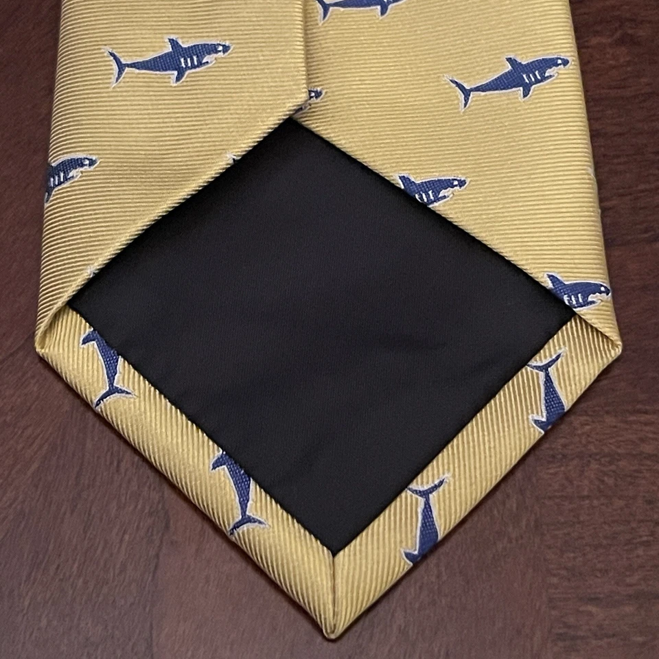 Van Heusen Flex 100% Polyester Men’s Neck Tie Made In China - Image 2 of 4