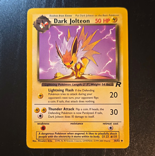 Dark Jolteon #38 (Team Rocket (2000))