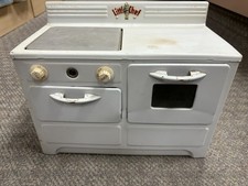  Vintage Little Chef Miniature White Electric Stove / Oven Child's Toy Working