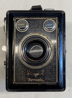 ''ferrania''  (Zehta)  Boxkamera