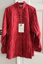 Wah Maker Frontier Old West Shirt Medium Red Flower Wheel Button Made USA NWT