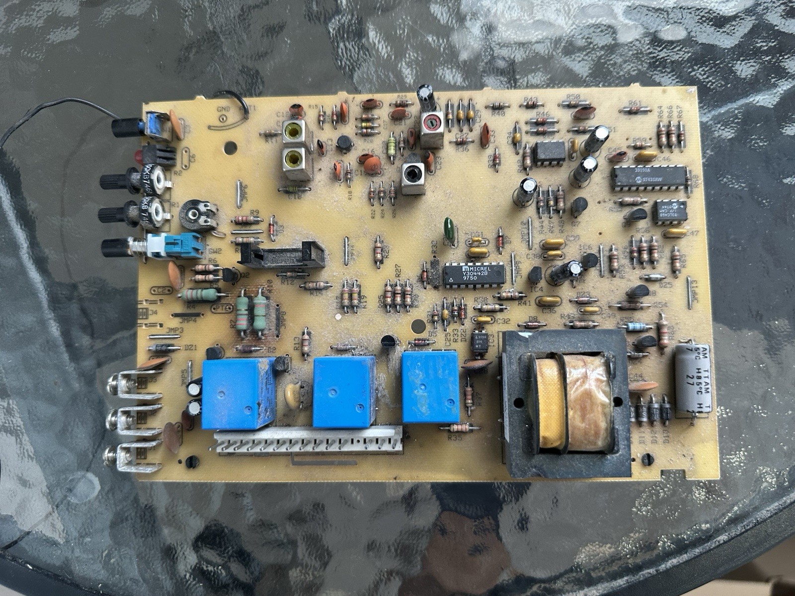 Genie Legacy Overhead Door Circuit Logic Board USED TESTED WORKING