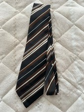 Cravatta Louis Vuitton in seta usata in ottime condizioni 100% seta senza sca...