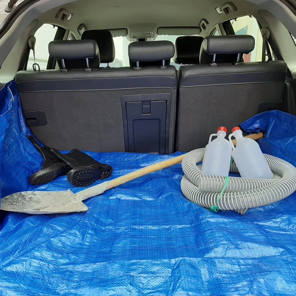Weather Resistant Light Duty 8 x 10 Polyethylene Tarp - thumbnail 3