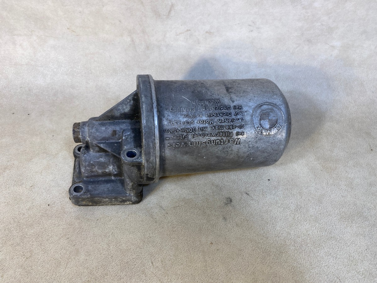 GENUINE BMW E23 7 Oil filter head 11421716584 | eBay