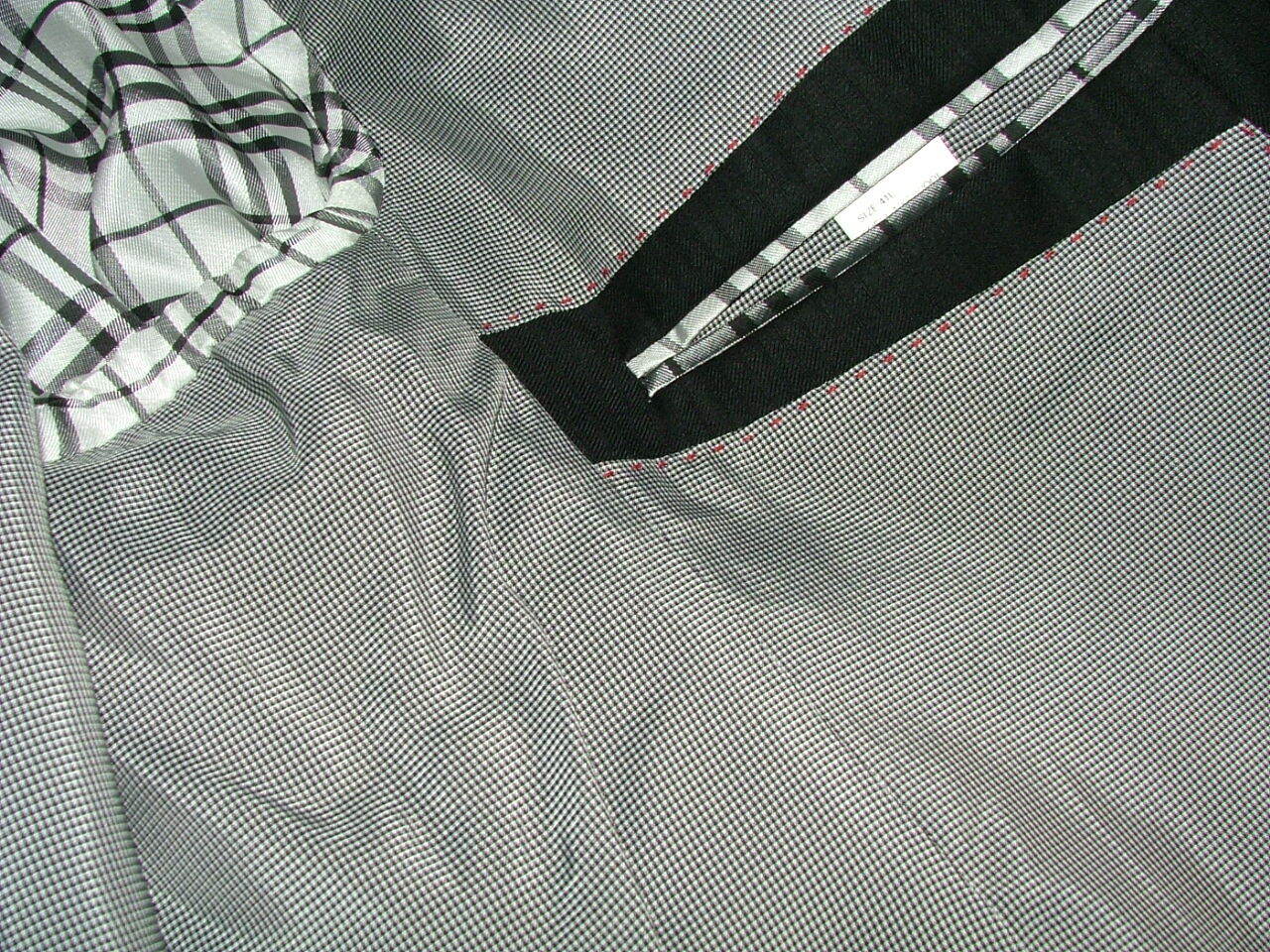 Picture 9 of 12