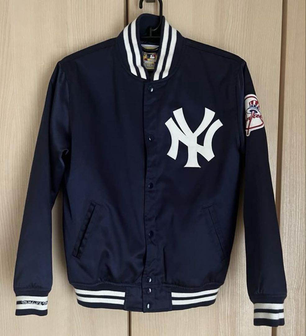 New York Yankees Stadium Jacket Mitchell & Ness Size S Used MLB
