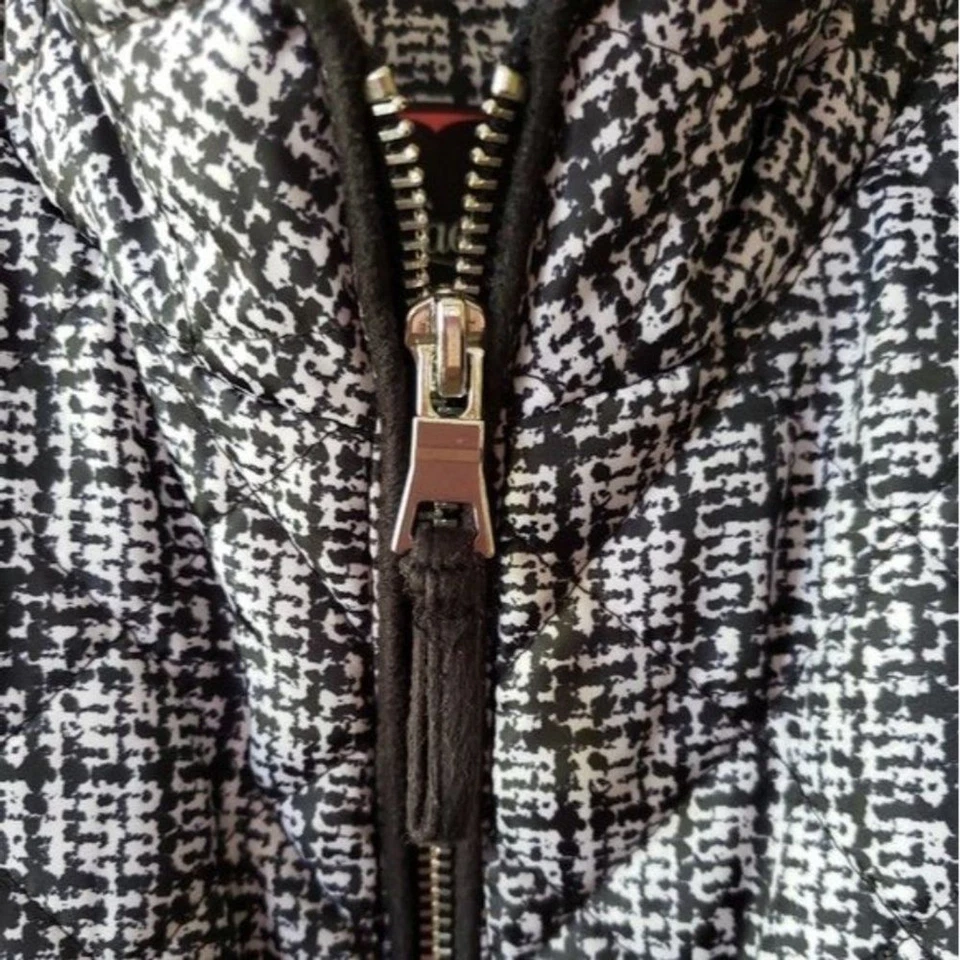 Chaqueta Chaleco Rafaella Acolchado Sin Mangas Cuadros Negra Para Mujer Talla Petite XS Foto 2 de 4