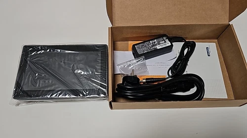 Advantech Panel-PC UTC-307GP-ATB1E 4GB Touch Windows 10 IoT Ent2019 Intel N4200