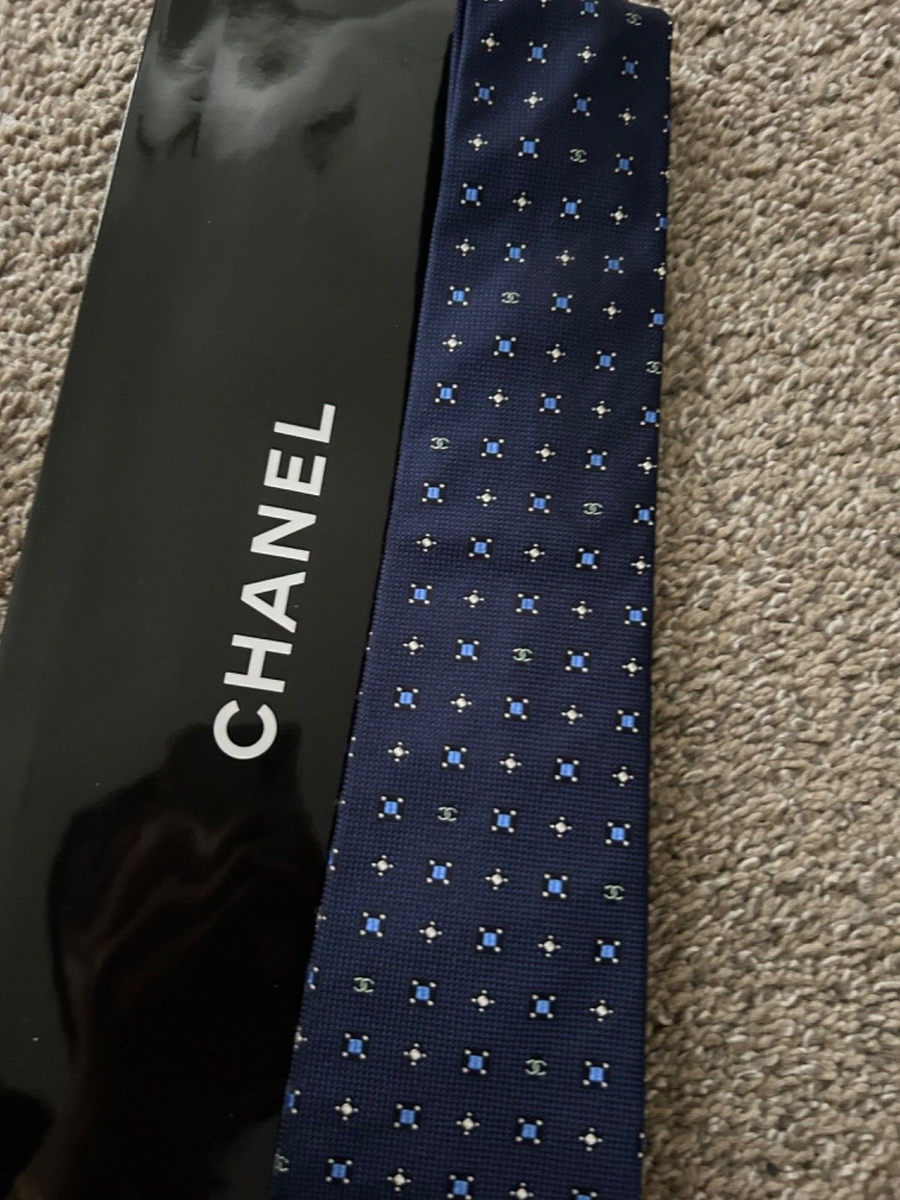 BNWOT CHANEL 100% Authentic Tie CC logo all around | eBay