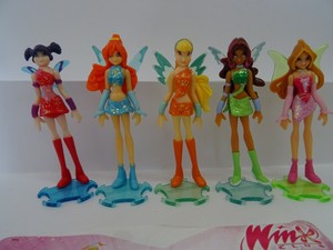 winx club kinder surprise
