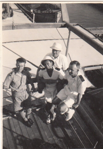 1941 VTG Original Photo WW2 Polish Navy Officers MS Sobieski Deck Trip to Suez - 第 1/2 張圖片