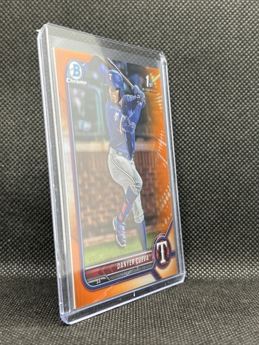 2022 Bowman Chrome Danyer Cueva 1st Prospect Orange Refractor #11/25 Rangers - Picture 2 of 6
