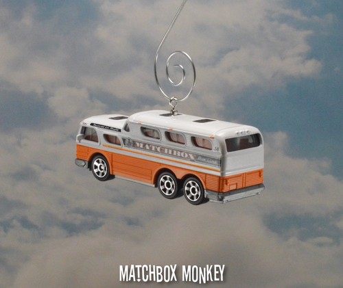 GMC Scenic Cruiser Bus Greyhound Cross Country Custom Christmas Ornament Adorno - Picture 10 of 11