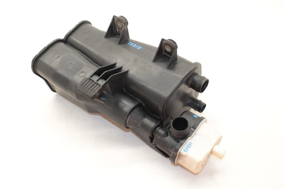 08-13 BMW M3 4.0L Evaporation Charcoal Canister 6765741 - Image 2 of 4