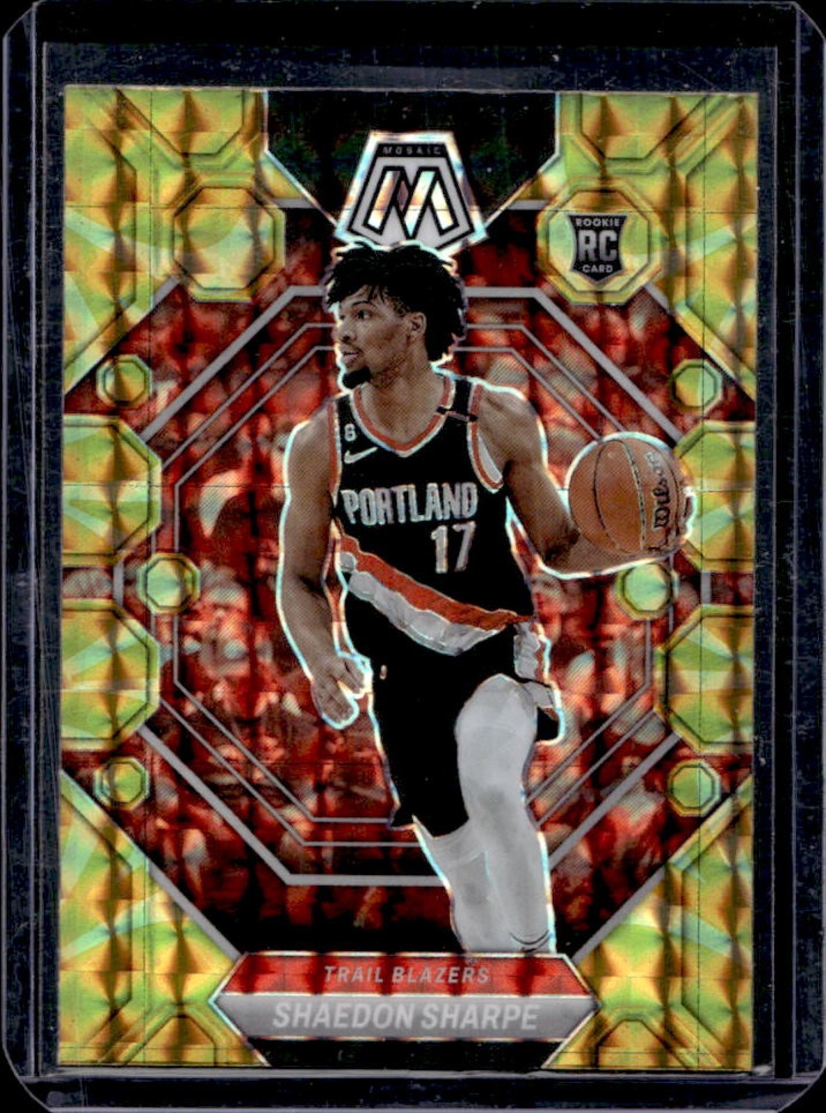 2022-23 Panini Mosaic Shaedon Sharpe RC Reactive Yellow #213 Trail Blazers