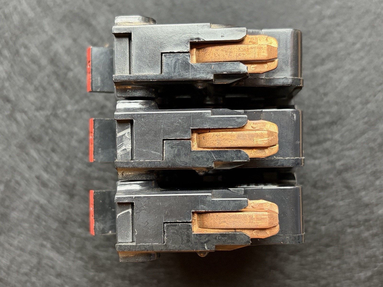 FPE NA130 1 Pole 30 Amp 120/240V AC Stab-Lok Thick Plug In Red Circuit Breaker  