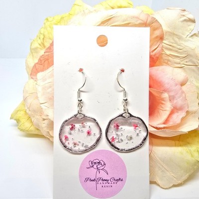 Handgefertigte Ohrringe. Resin Ohrringe aus echten erhaltenen Blumen. Unikat...
