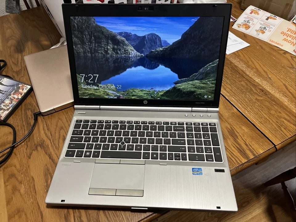 HP EliteBook 8560p Intel I7, 8gb Ram, Win 10 Pro, Read Description - Image 2 of 4
