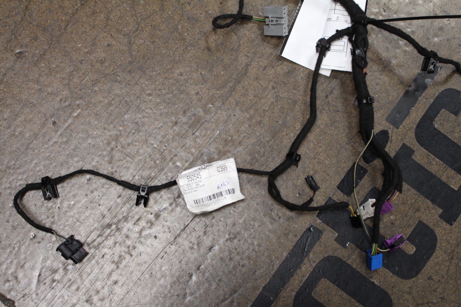 Maserati Ghibli, LH, Left, Front Door Wire Harness, Used, P/N 670035845