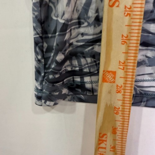 Reel Legends Men's Performance T-Shirt Medium Gray Palm Leaf Print UPF - Picture 4 of 5