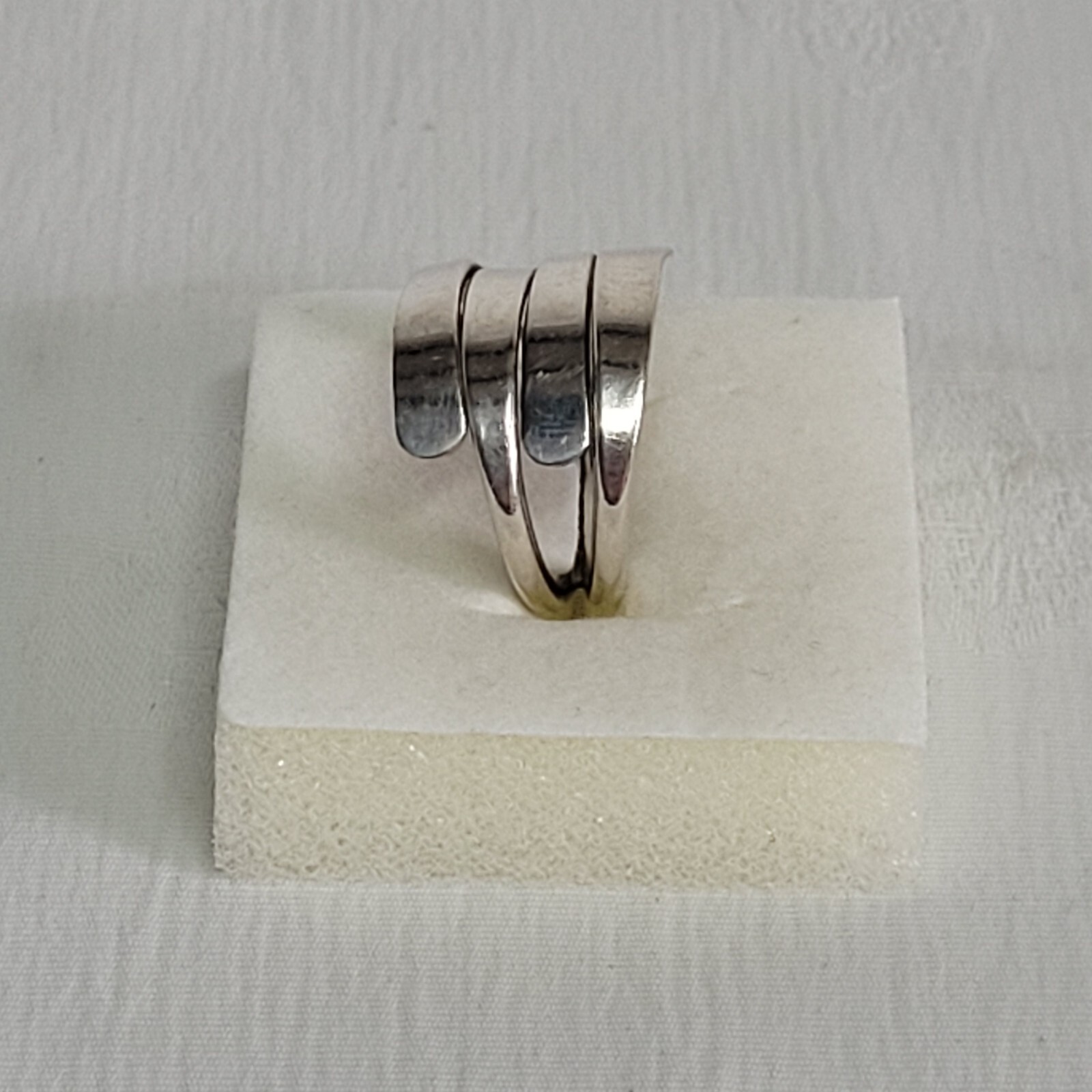 09K5 NICE SOLID SILVER MULTI RING 7.03g SIZE 58 9… - image 5
