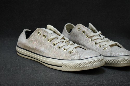converse iridescent white