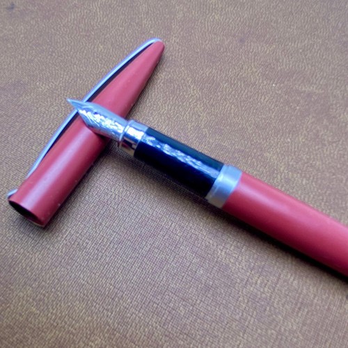 VINTAGE PEN SLIM LINE FOUNTAIN BORDEAUX RED MEDIUM NIB N 3 - Imagen 2 de 5