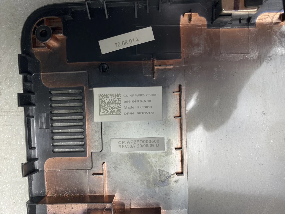 Cubierta base inferior Dell Chromebook 3100 2 en 1 usada negra 0PPWP2-USK Foto 4 de 4