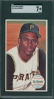 1964 Topps Giants #11 Bob Roberto Clemente SGC NM 7 *5283