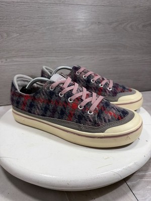 Keen Womens Elsa IV 4 Grey Multi Plaid Fleece Sneakers Casual Shoes Size 9.5