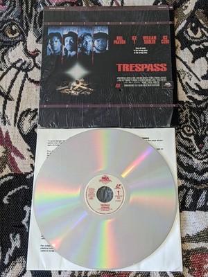 TRESPASS LASERDISC IN SHRINK 41545 LETTERBOX PAXTON ICE T SADLER ICE CUBE